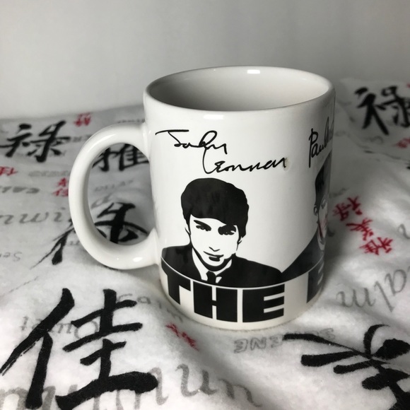 The Beatles Signature Mug - Picture 1 of 5